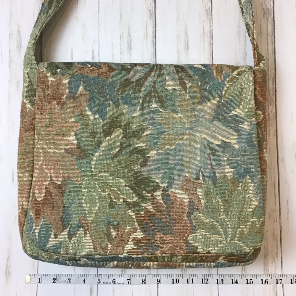 Handmade Tapestry Messenger Bag - Picture 2 of 8